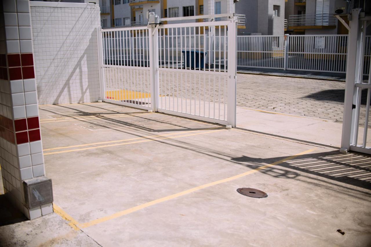 Rubi 101 - 100 Mts Da Praia Ubatuba Exterior photo